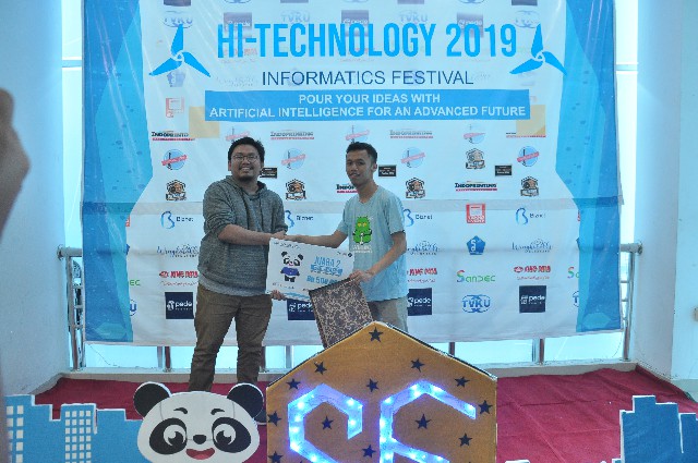 Awarding Hi-Tech sub acara Software Fair
